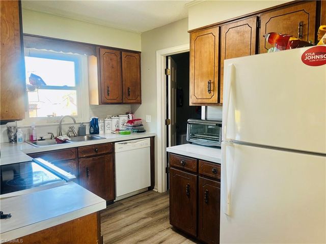 417 Fulton Avenue, Mount Airy, NC 27030