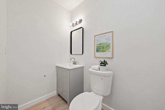 1118 S CAREY ST, Baltimore, MD 21223