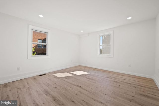 1118 S CAREY ST, Baltimore, MD 21223