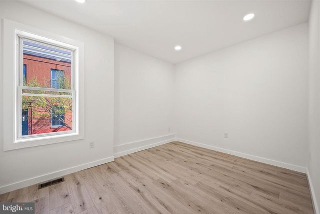 1118 S CAREY ST, Baltimore, MD 21223