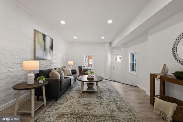 1118 S CAREY ST, Baltimore, MD 21223
