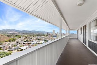 3404 Ala Hinalo Place, Honolulu, HI 96818