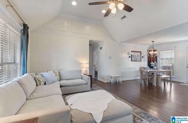 53 COUNTY ROAD 1072, Thorsby, AL 35171