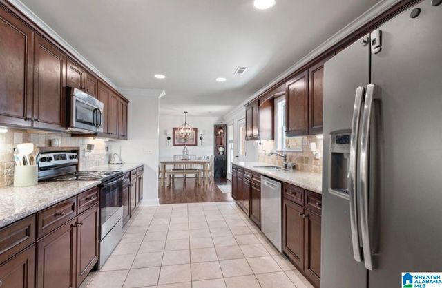 53 COUNTY ROAD 1072, Thorsby, AL 35171