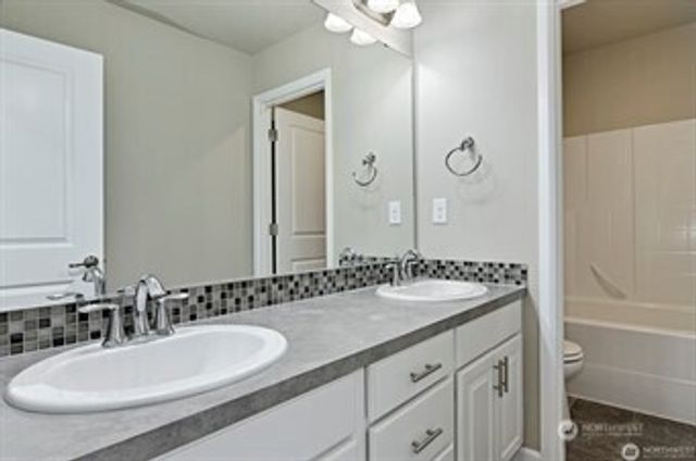 27804 155th Lane SE, Kent, WA 98042