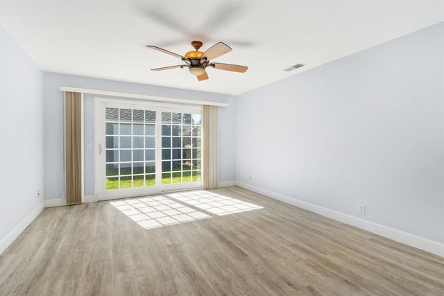 2303 Pheasant Run Cir, Stockton, CA 95207