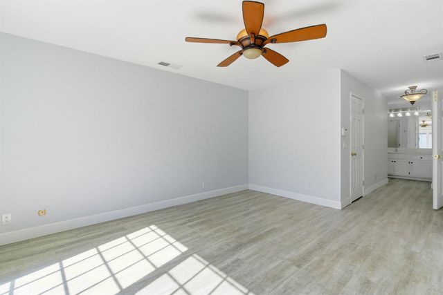 2303 Pheasant Run Cir, Stockton, CA 95207