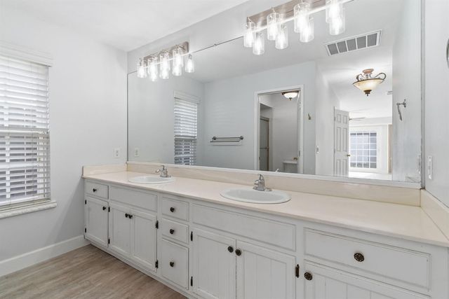 2303 Pheasant Run Cir, Stockton, CA 95207