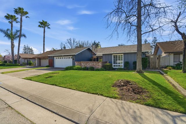 2303 Pheasant Run Cir, Stockton, CA 95207