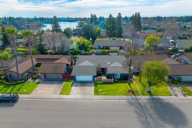 2303 Pheasant Run Cir, Stockton, CA 95207