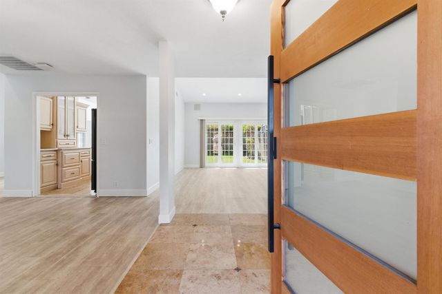 2303 Pheasant Run Cir, Stockton, CA 95207