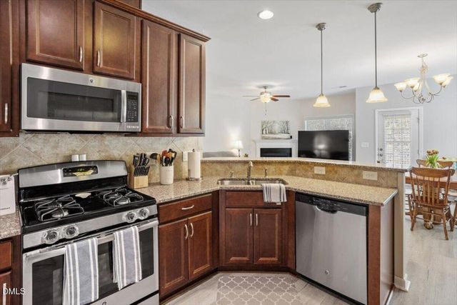 231 Cypress Hill Lane, Holly Springs, NC 27540