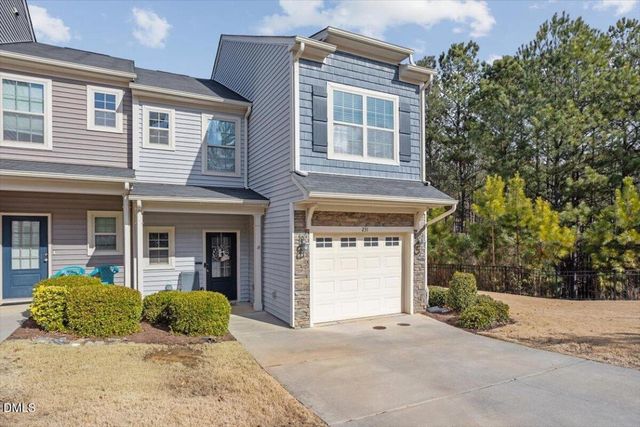 231 Cypress Hill Lane, Holly Springs, NC 27540