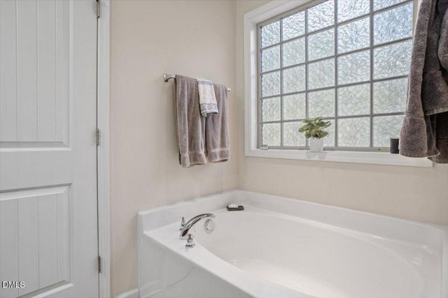 231 Cypress Hill Lane, Holly Springs, NC 27540