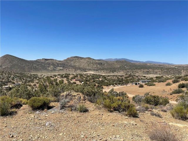 0 0, Tehachapi, CA 93561