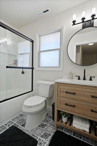 741 Pettibone Street, Crown Point, IN 46307