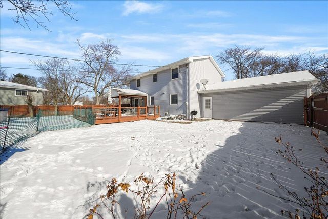 741 Pettibone Street, Crown Point, IN 46307