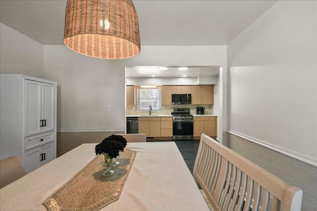 741 Pettibone Street, Crown Point, IN 46307