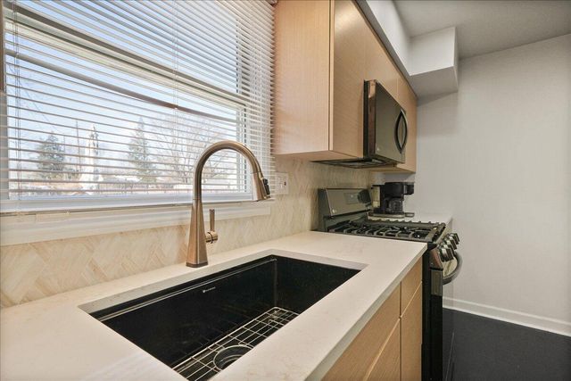 741 Pettibone Street, Crown Point, IN 46307