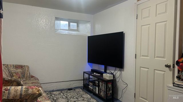 105 N Midland Blvd., Nampa, ID 83651