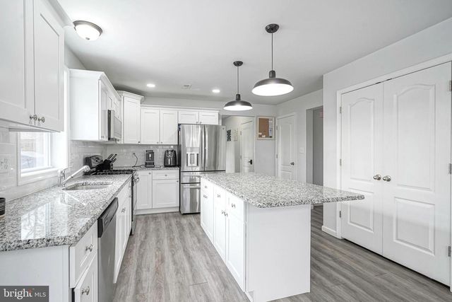 13 HIGH SCHOOL DR, Egg Harbor Township, NJ 08234