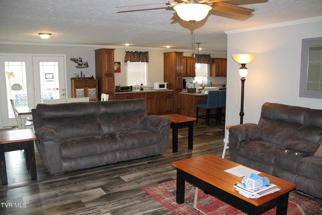 90 Darnell Road, Greeneville, TN 37743