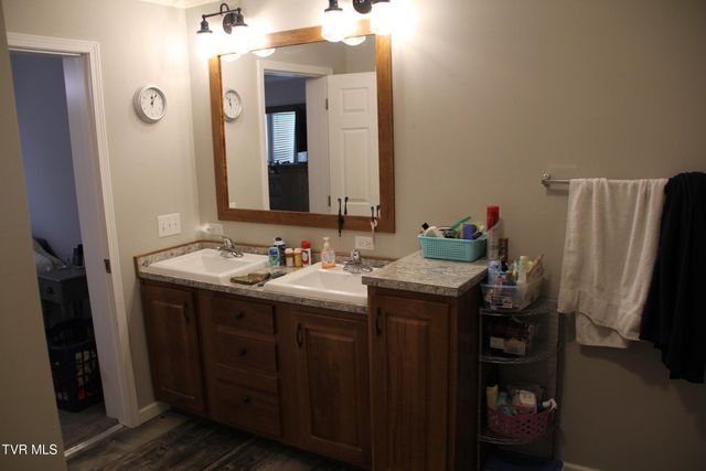 90 Darnell Road, Greeneville, TN 37743