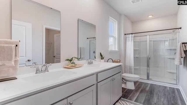 354 Bevington Brook Lane, Hopkins, SC 29061