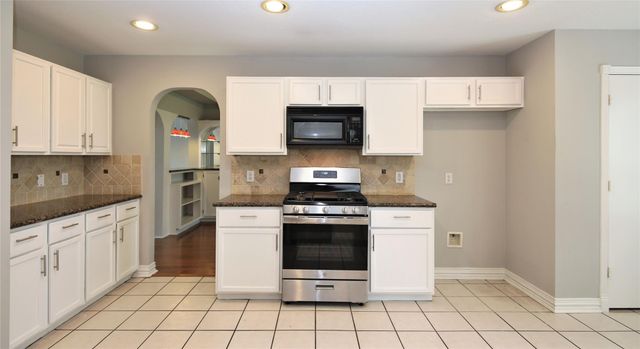 7818 Bighorn, Baytown, TX 77521