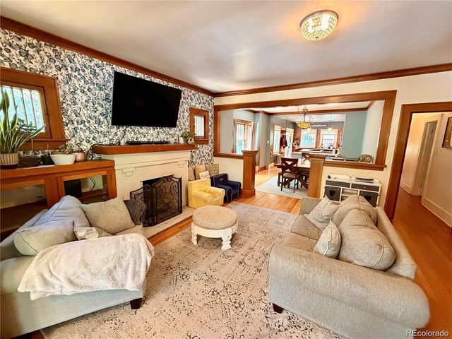 543 S Downing St, Denver, CO 80209
