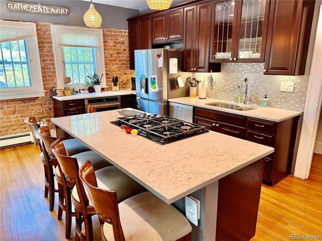 543 S Downing St, Denver, CO 80209