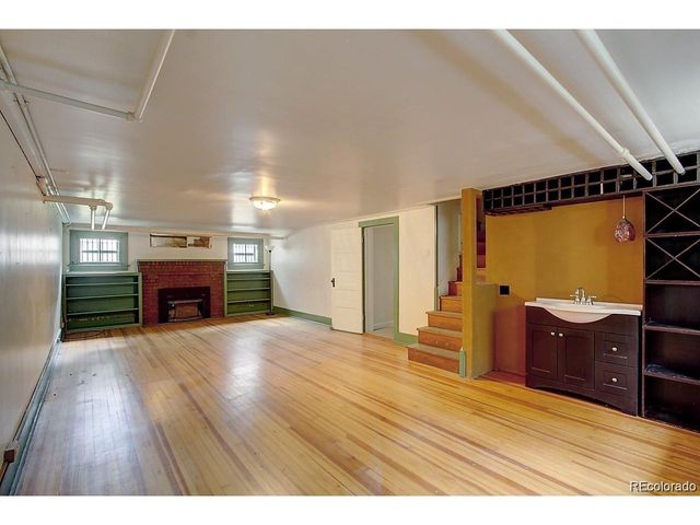 543 S Downing St, Denver, CO 80209