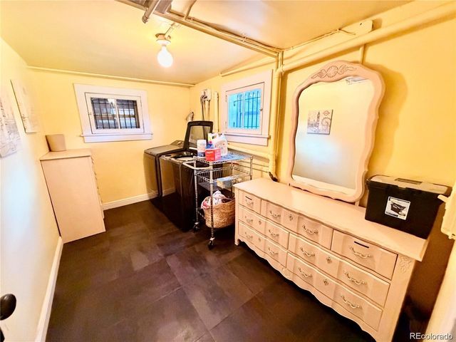 543 S Downing St, Denver, CO 80209