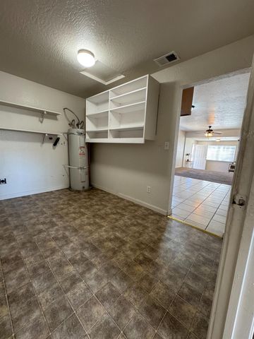 205 Orchard Ave, Modesto, CA 95354