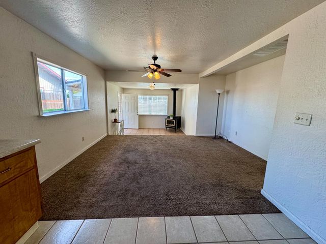 205 Orchard Ave, Modesto, CA 95354