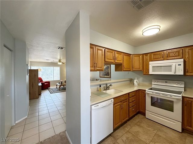 2072 Mesquite Lane 102, Laughlin, NV 89029