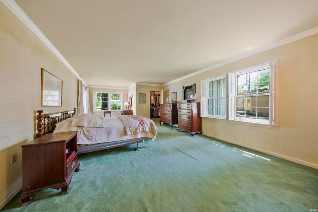 800 Plaza Drive, Evansville, IN 47715
