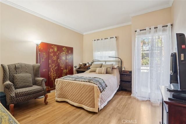 360 S Los Robles Avenue 11, Pasadena, CA 91101