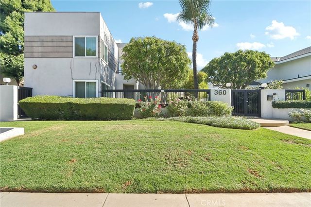 360 S Los Robles Avenue 11, Pasadena, CA 91101