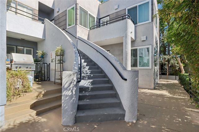 360 S Los Robles Avenue 11, Pasadena, CA 91101