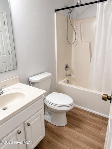 5063 Peachtree Avenue, Wilmington, NC 28403