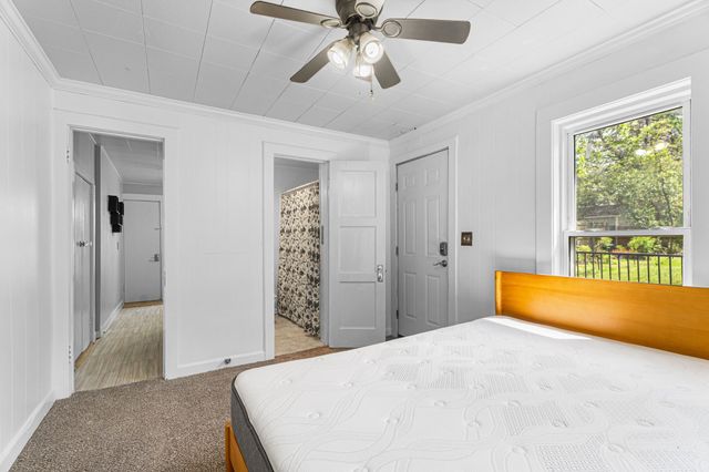 1403 S Robertson Avenue, Tyler, TX 75701