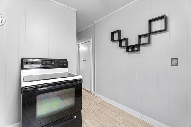 1403 S Robertson Avenue, Tyler, TX 75701