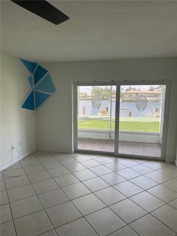750 PINE Drive 2, Pompano Beach, FL 33060