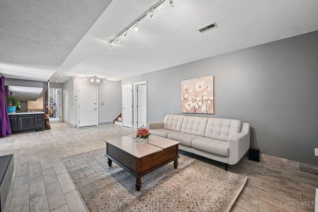 11388 Marlette Drive, Sycamore Twp, OH 45249