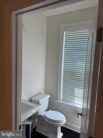 4610 WOODBERRY ST, Riverdale, MD 20737
