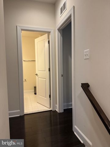 4610 WOODBERRY ST, Riverdale, MD 20737