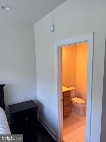 4610 WOODBERRY ST, Riverdale, MD 20737