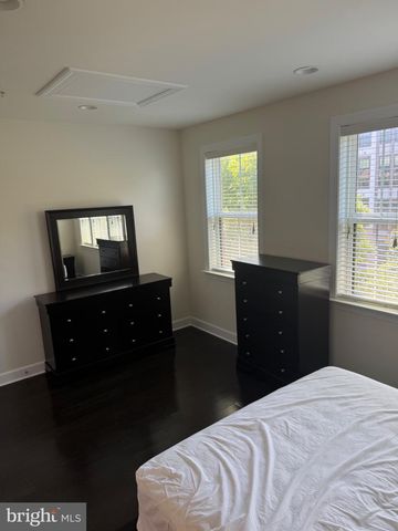 4610 WOODBERRY ST, Riverdale, MD 20737