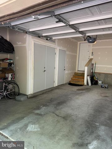 4610 WOODBERRY ST, Riverdale, MD 20737